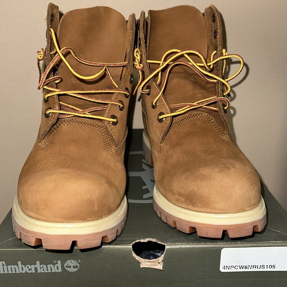 Men timberland   6inch rust color boots size 10.5 - Picture 6 of 10